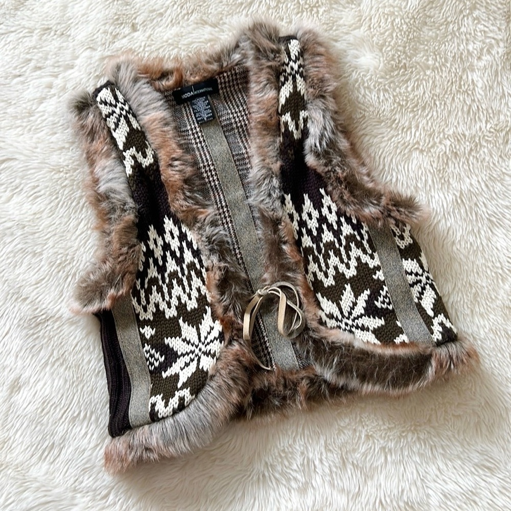 Moda International Fur Sweater Vest